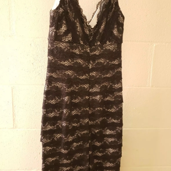 Suzie Chin for Maggy Boutique, Black Lace Dress, Size 2 - Picture 2 of 4